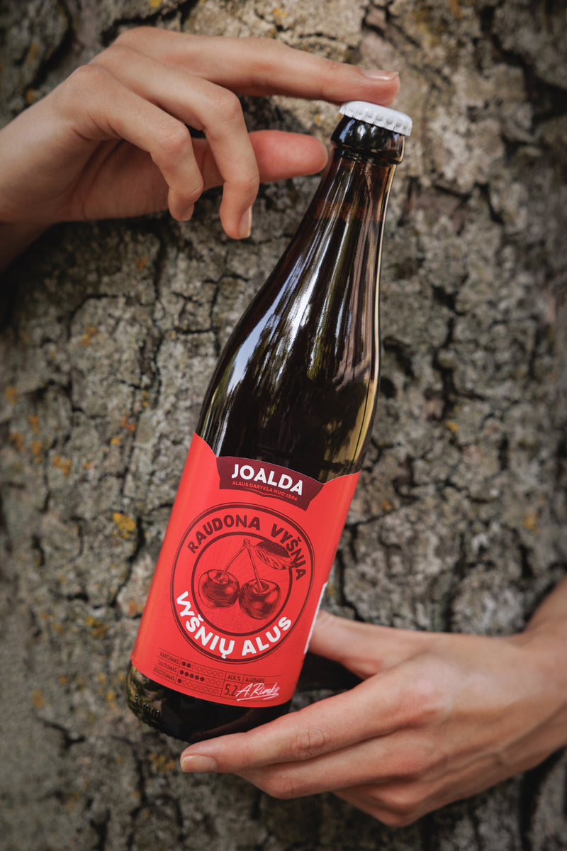 Alus „Raudona Vyšnia“ 0,5l 5.2% 15 vnt.